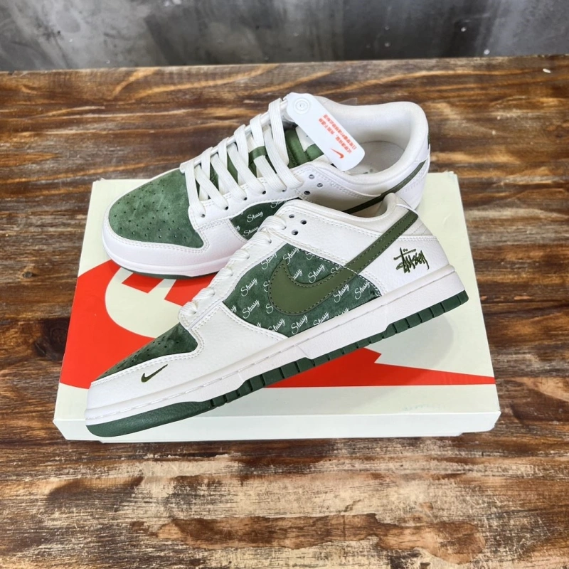 Trendsetting Nxkx Sneakers 199742