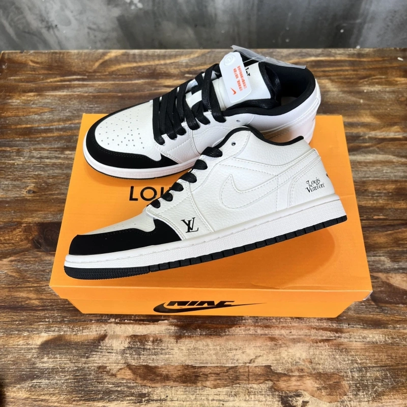 Trendsetting Nxkx Sneakers 199739