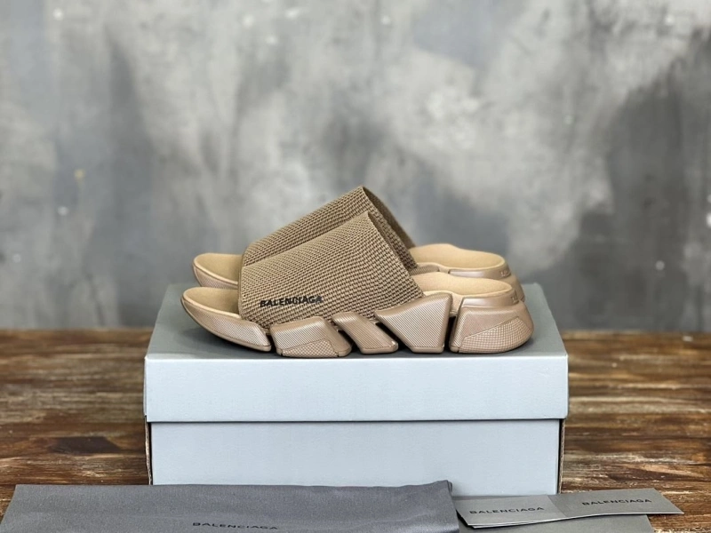 StreetReady Bxlxnciaga Slippers 110063