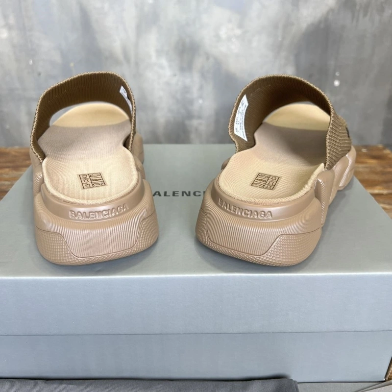StreetReady Bxlxnciaga Slippers 110063