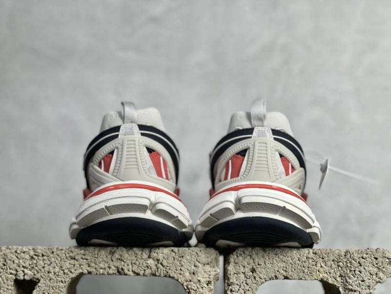 HighQuality Bxlxnciaga Sneakers 110034