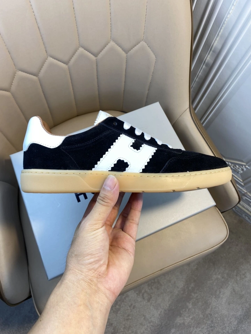 Sleek Hxgxn Sneakers 177533