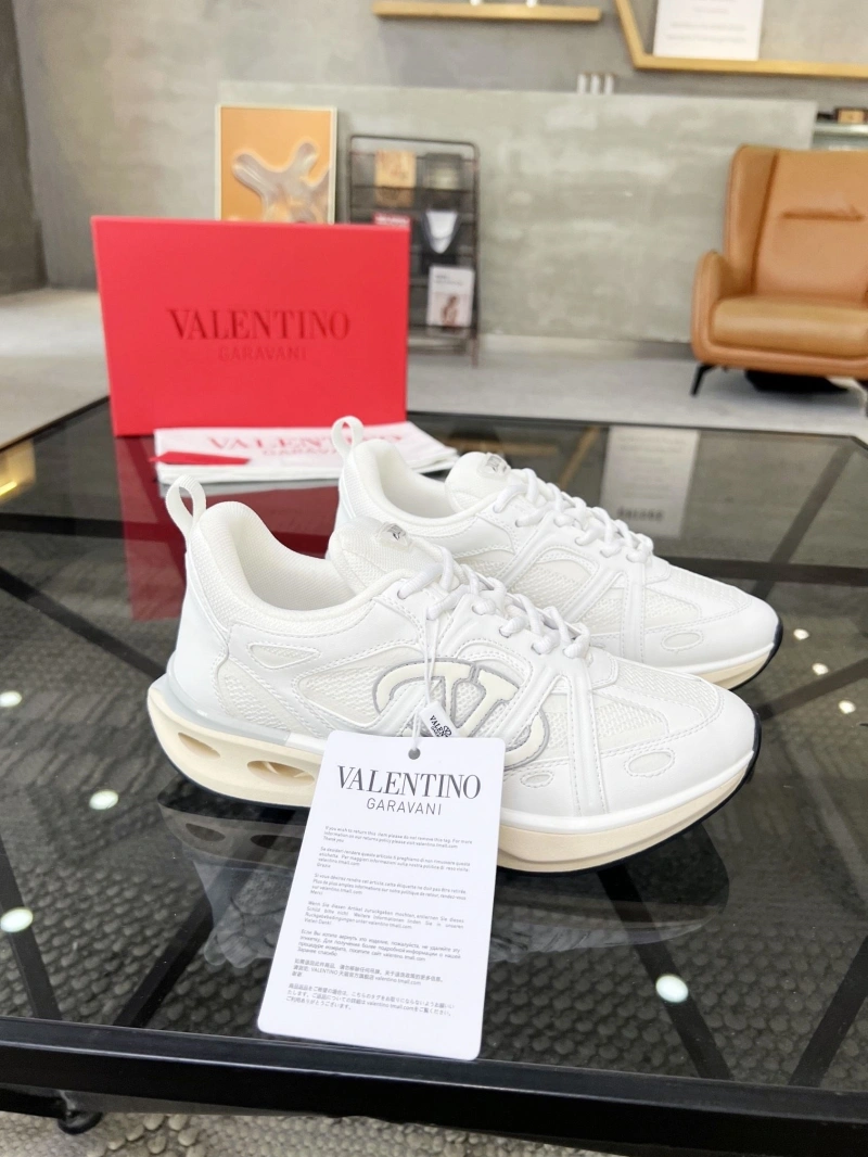 Unique Vxlxntino Sneakers 231532