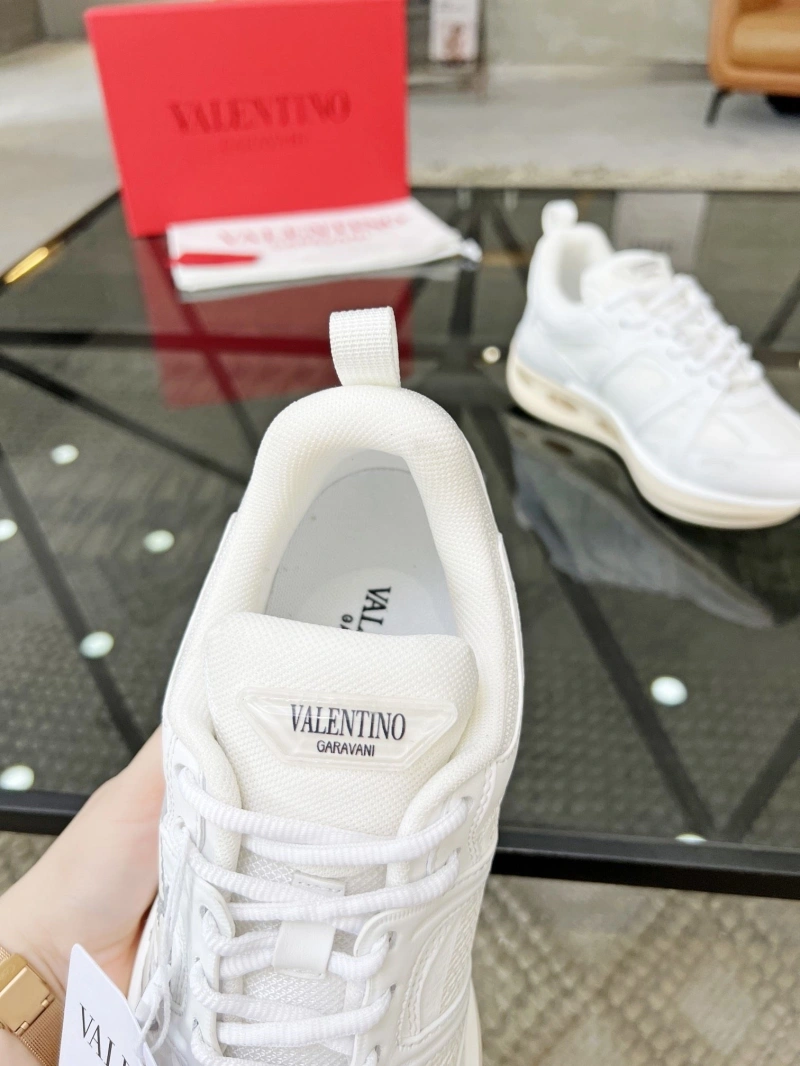 Unique Vxlxntino Sneakers 231532