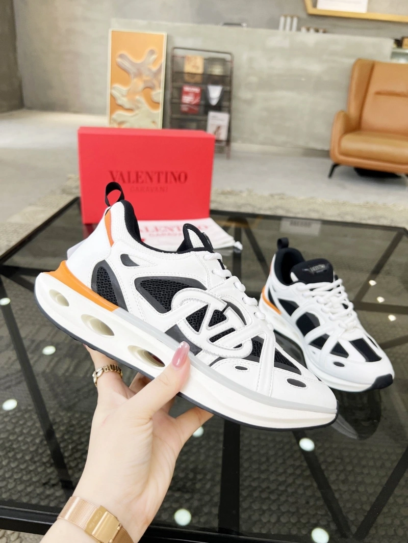 Bold Vxlxntino Sneakers 231533