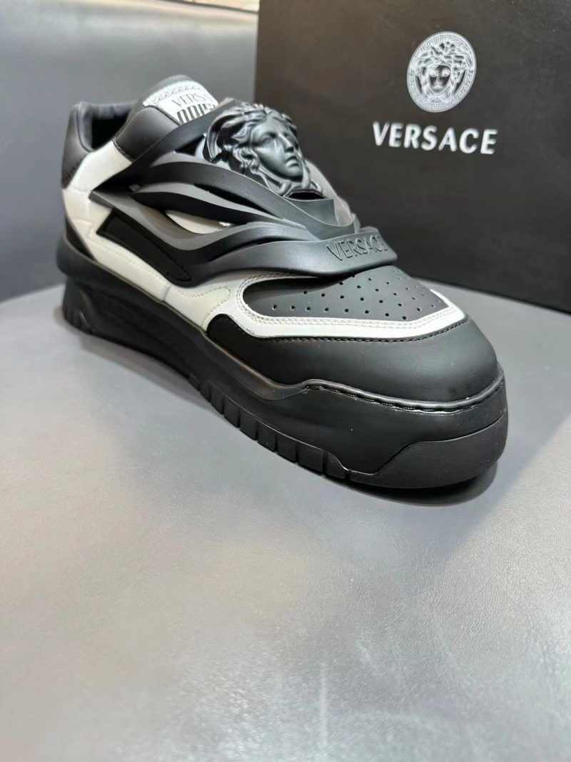Soft Gxvxnchy Sneakers 154203