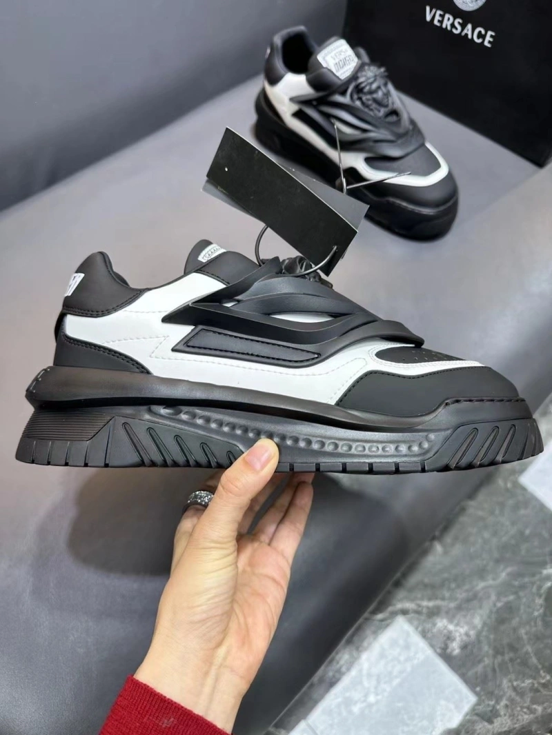 Soft Gxvxnchy Sneakers 154203