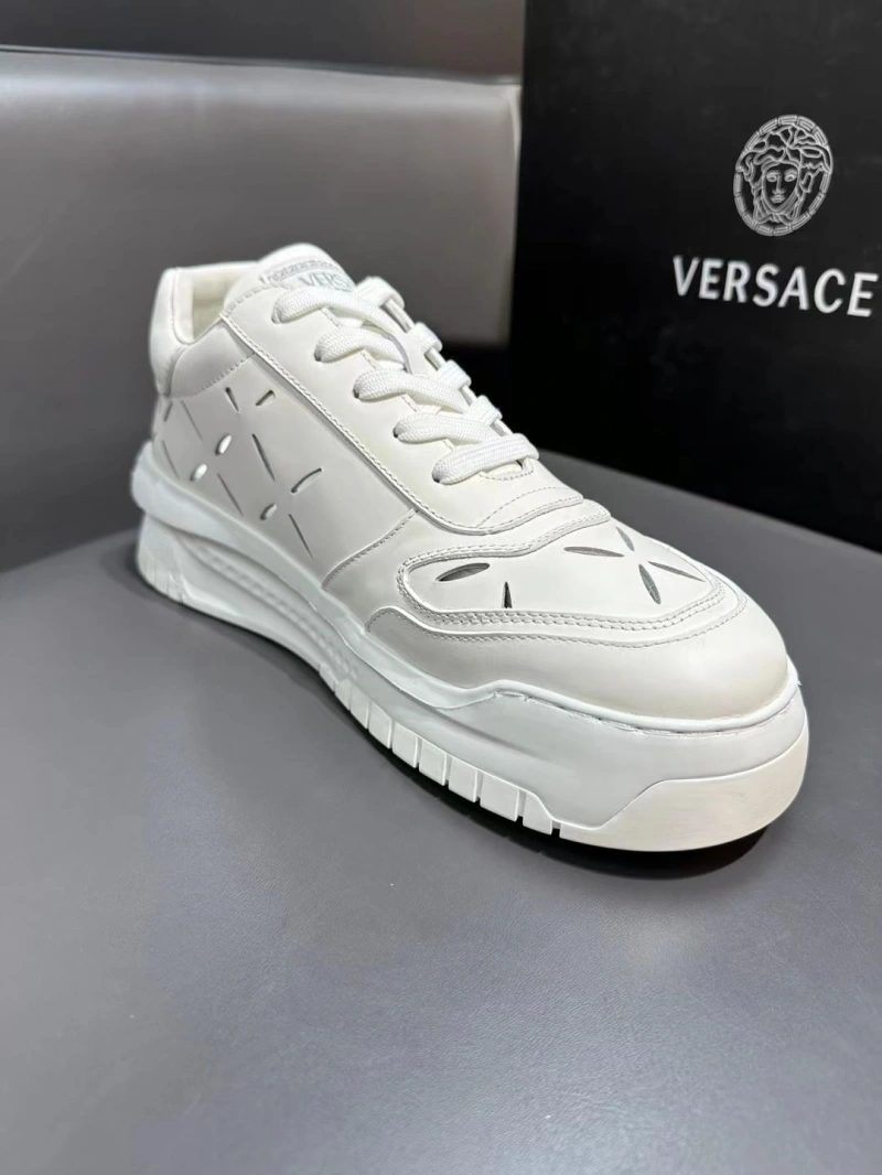 Gxvxnchy Sneakers ModernLook 154196