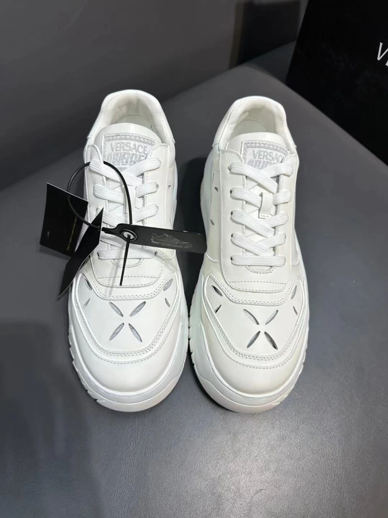 Gxvxnchy Sneakers ModernLook 154196