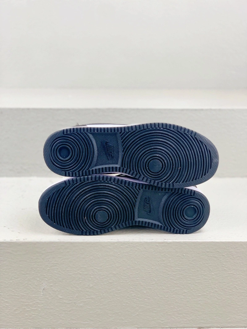 Modern Nxkx Sneakers 199735