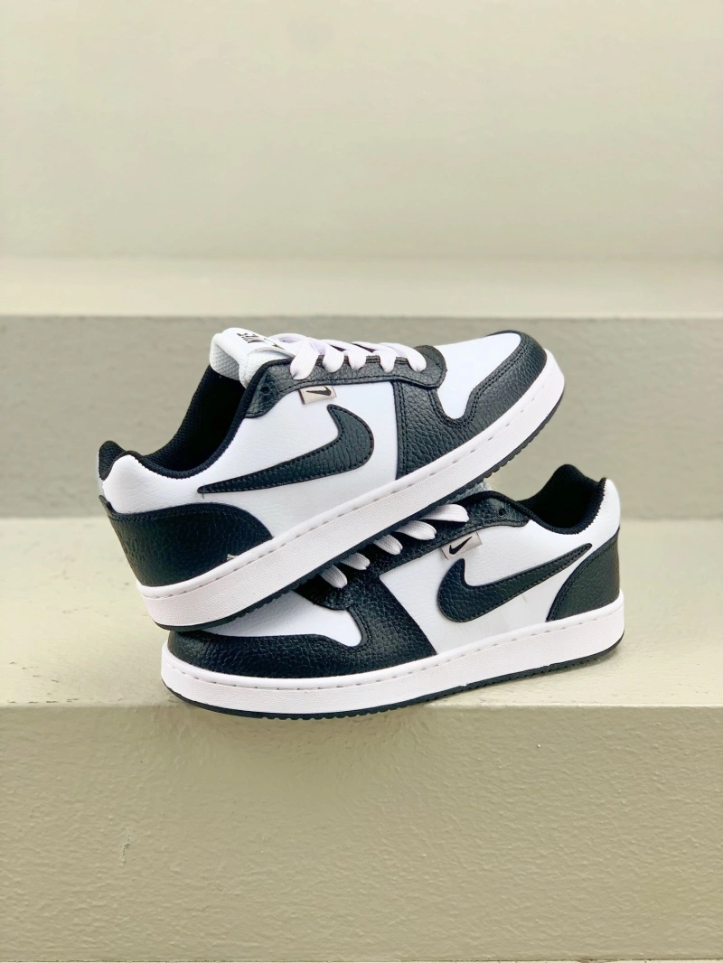 Modern Nxkx Sneakers 199735