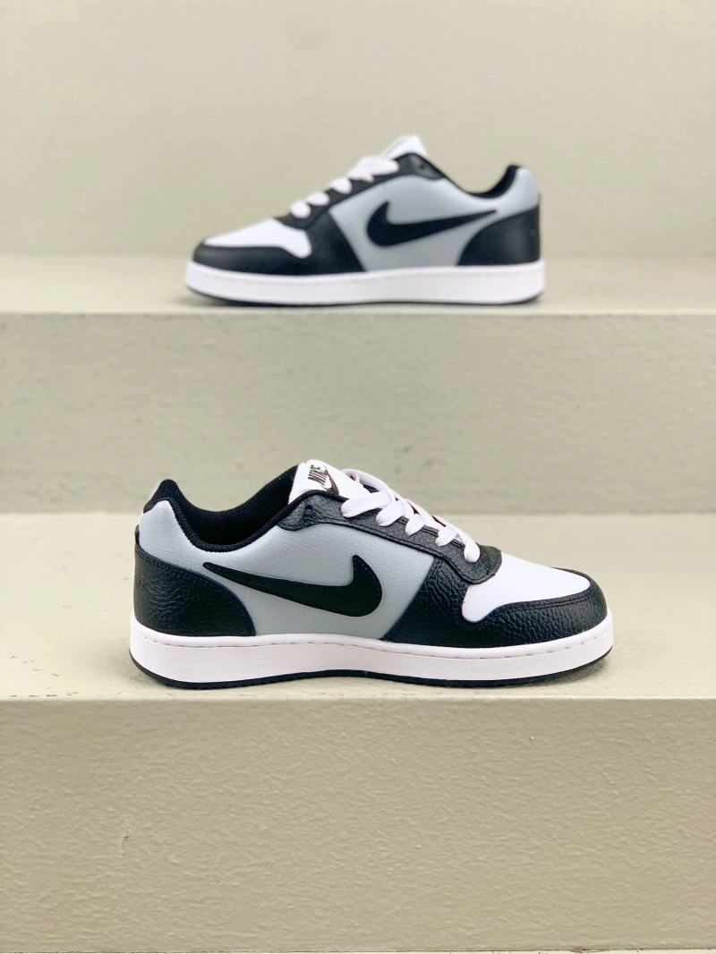 Modern Nxkx Sneakers 199735