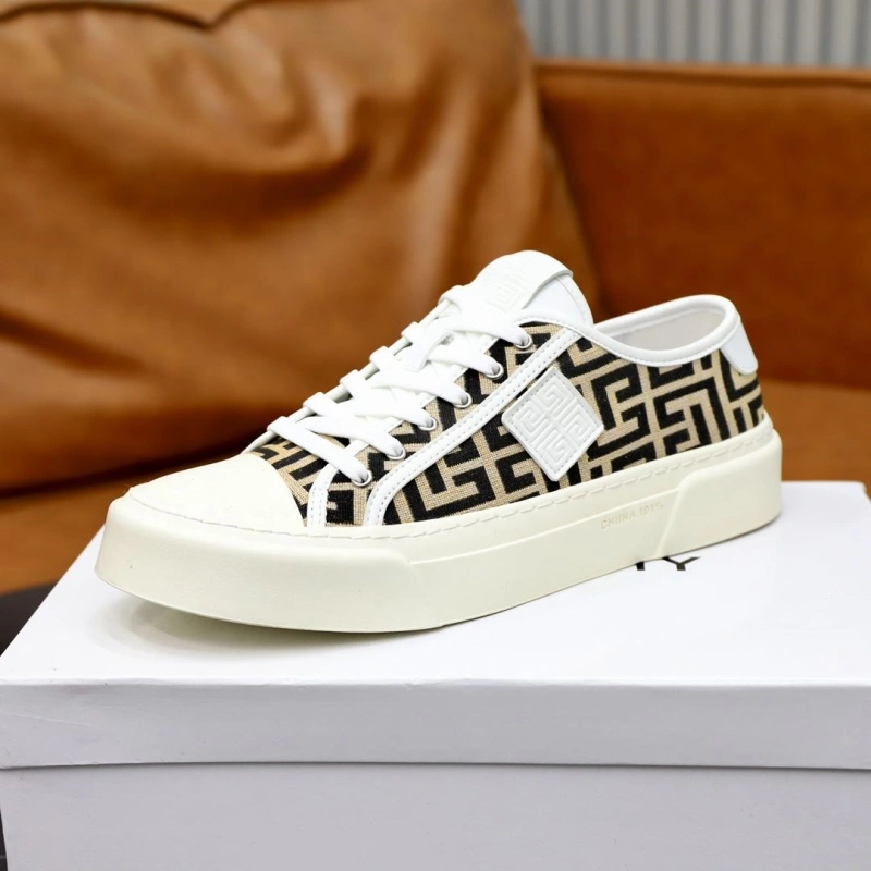 Gxvxnchy Sneakers Lightweight 154186