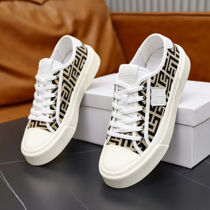 Gxvxnchy Sneakers Lightweight 154186