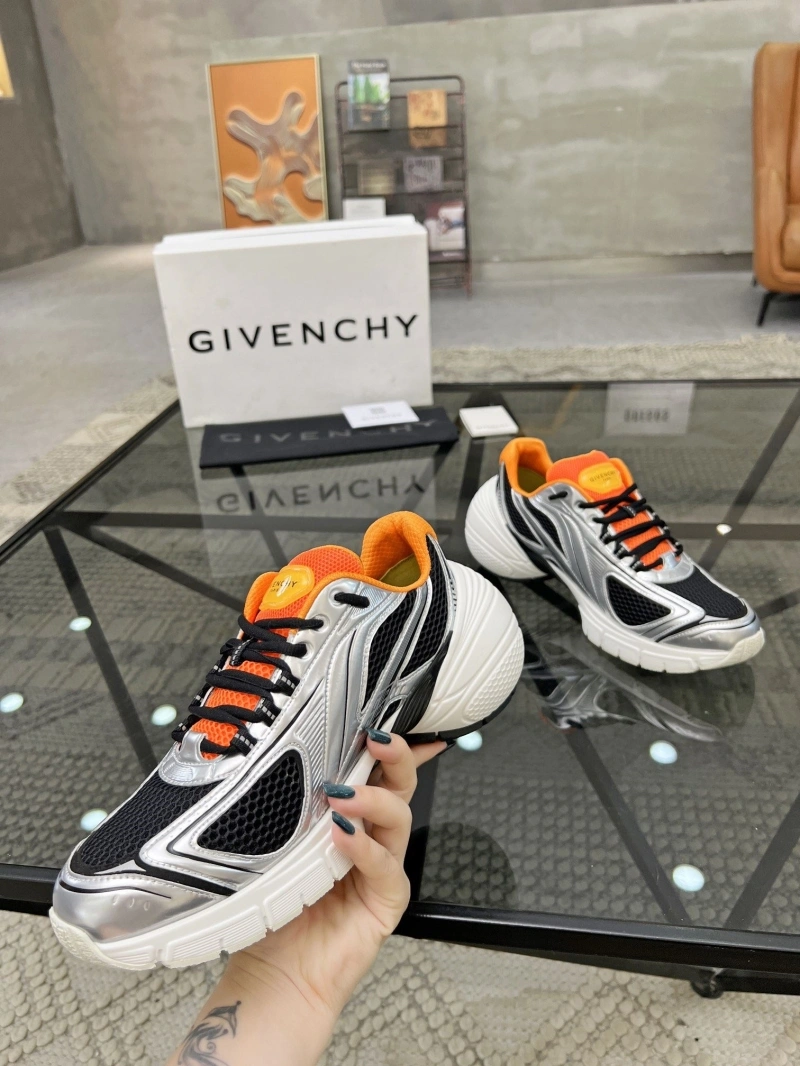 Gxvxnchy Sneakers Durable 154185
