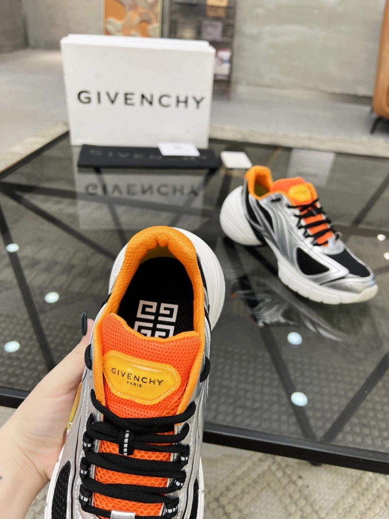 Gxvxnchy Sneakers Durable 154185