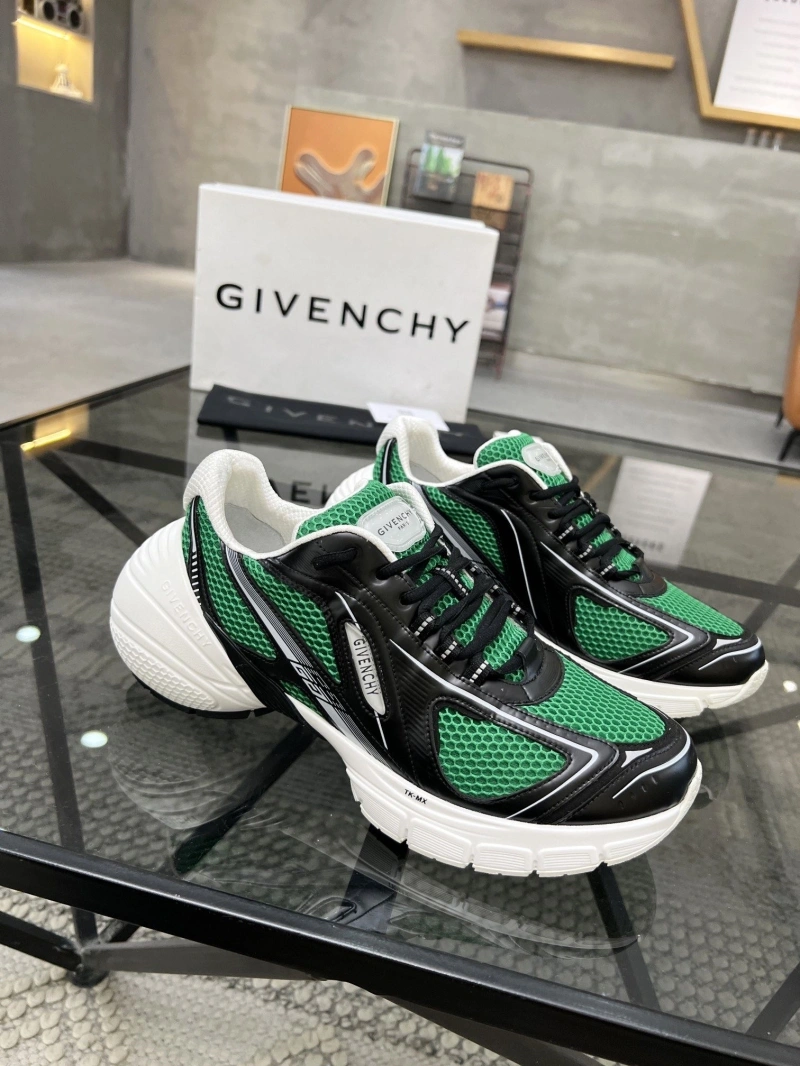 Functional Gxvxnchy Sneakers 154191