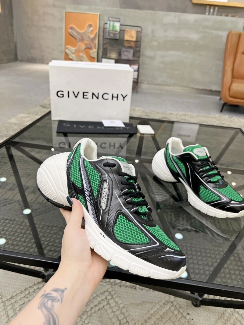 Functional Gxvxnchy Sneakers 154191