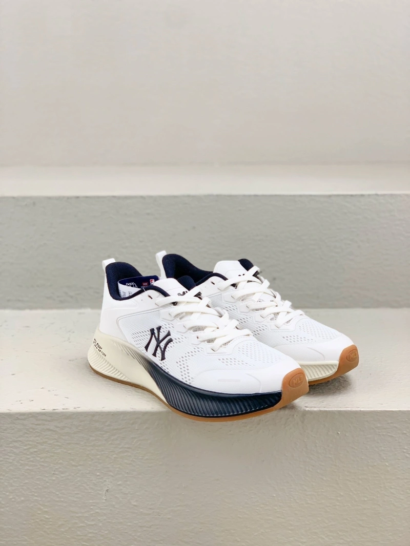 Gxccx Sneakers Trendsetting 163953