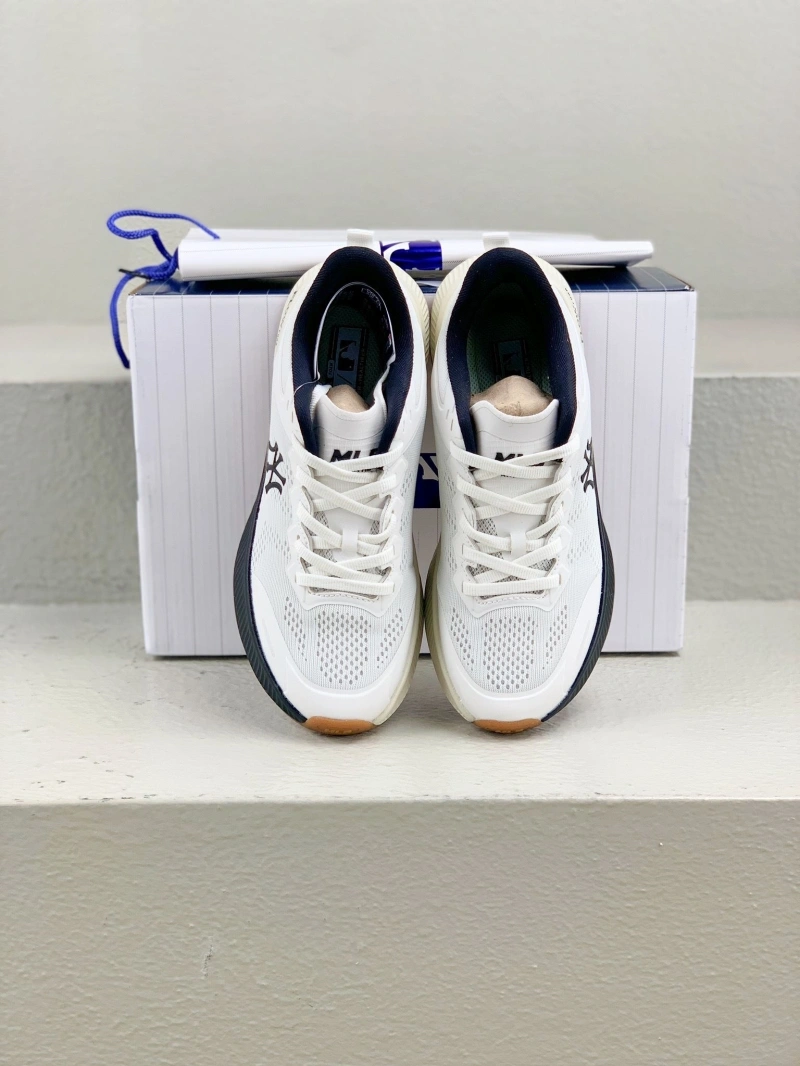 Gxccx Sneakers Trendsetting 163953