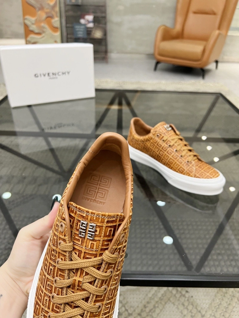 HighQuality Gxccx Casual Shoes 163736
