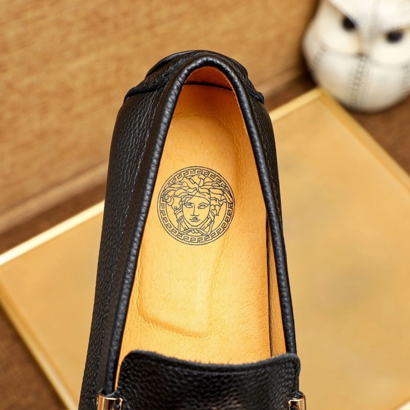HighQuality Gxvxnchy Leather Shoes 154456