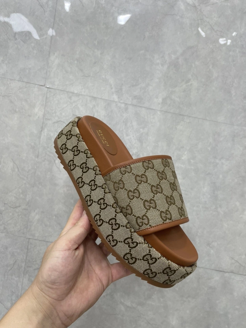 Gxccx Slippers Bold 164163