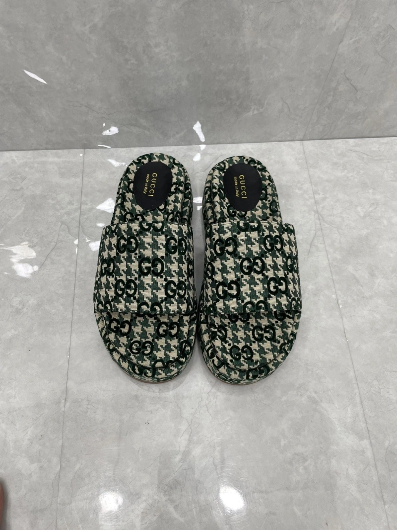 Refined Gxccx Slippers 164180