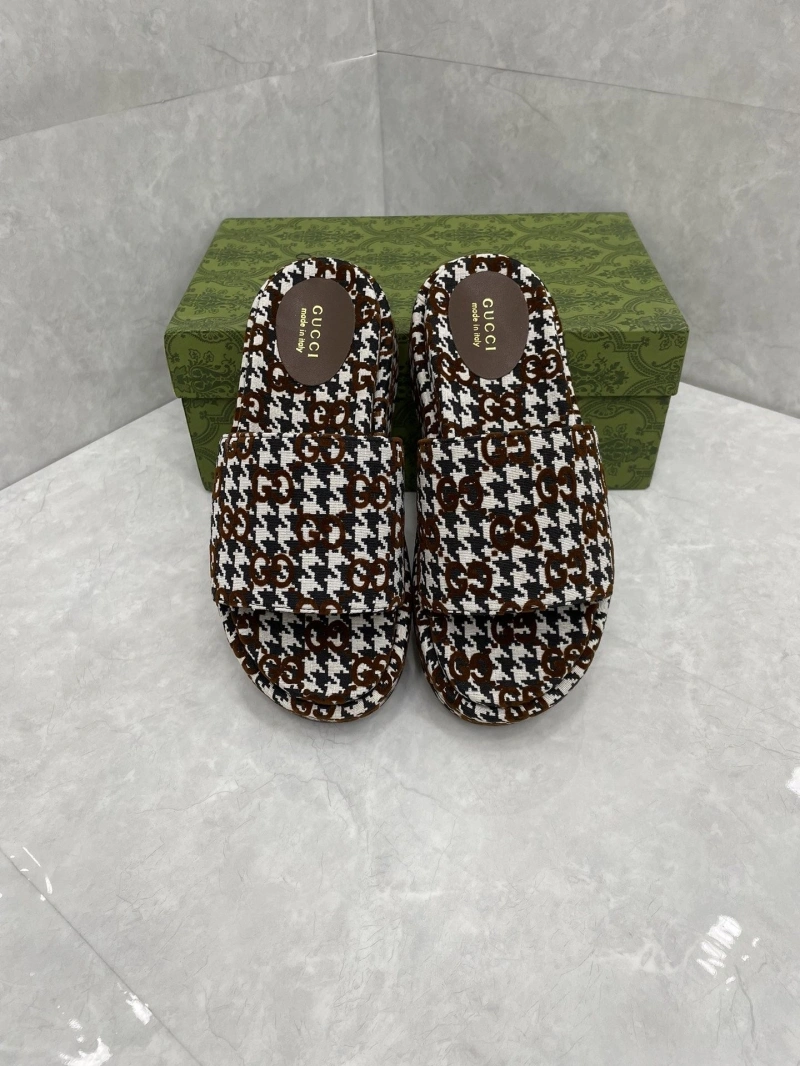 Durable Gxccx Slippers 164176