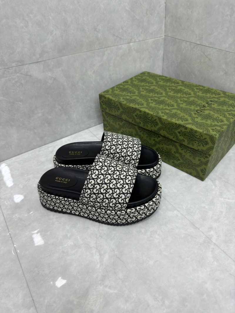 Gxccx Slippers Sleek 164166