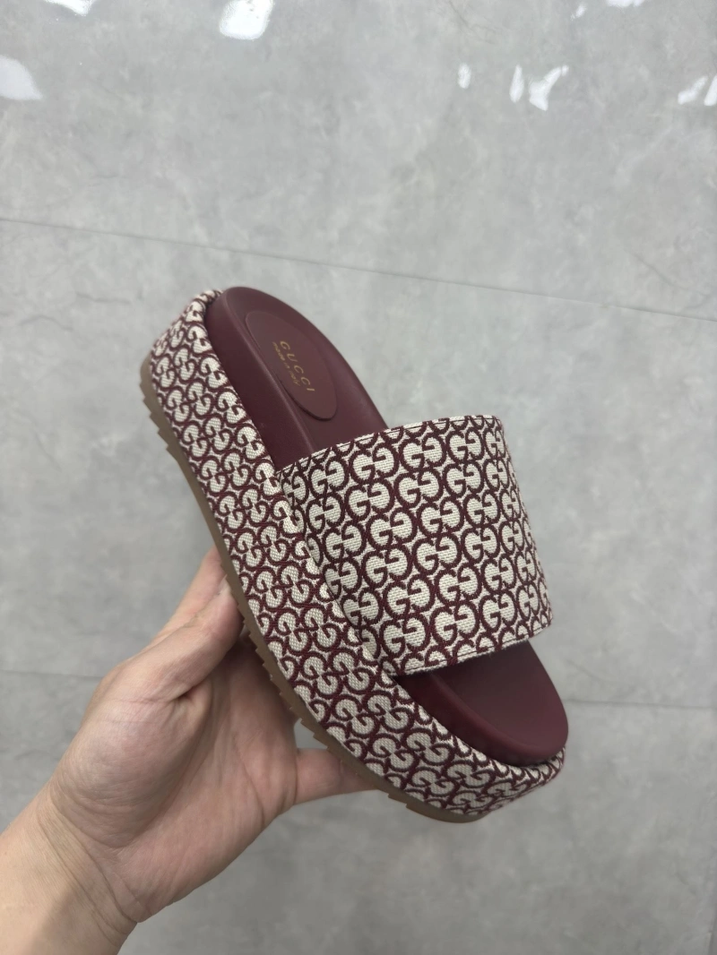 Gxccx Slippers Affordable 164164