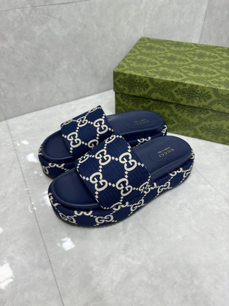 Gxccx Slippers Timeless 164161