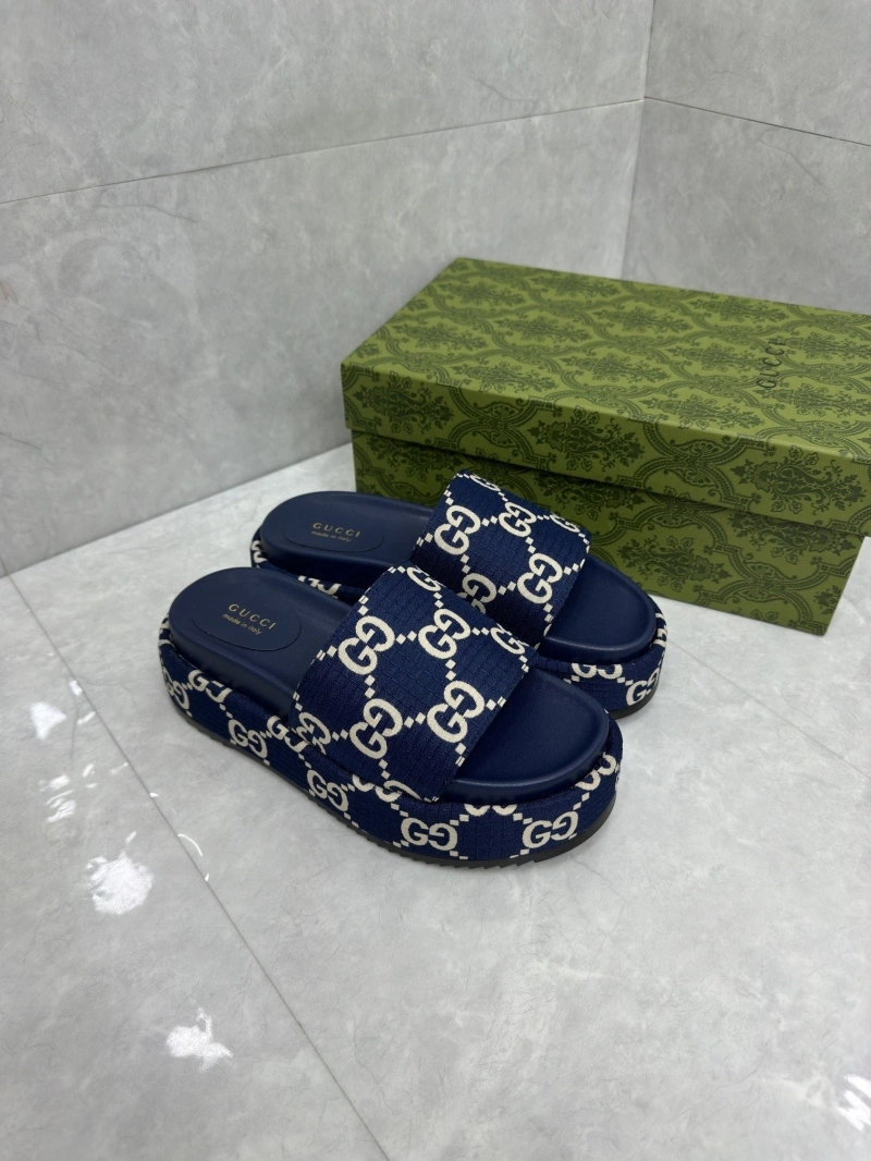 Gxccx Slippers Timeless 164161