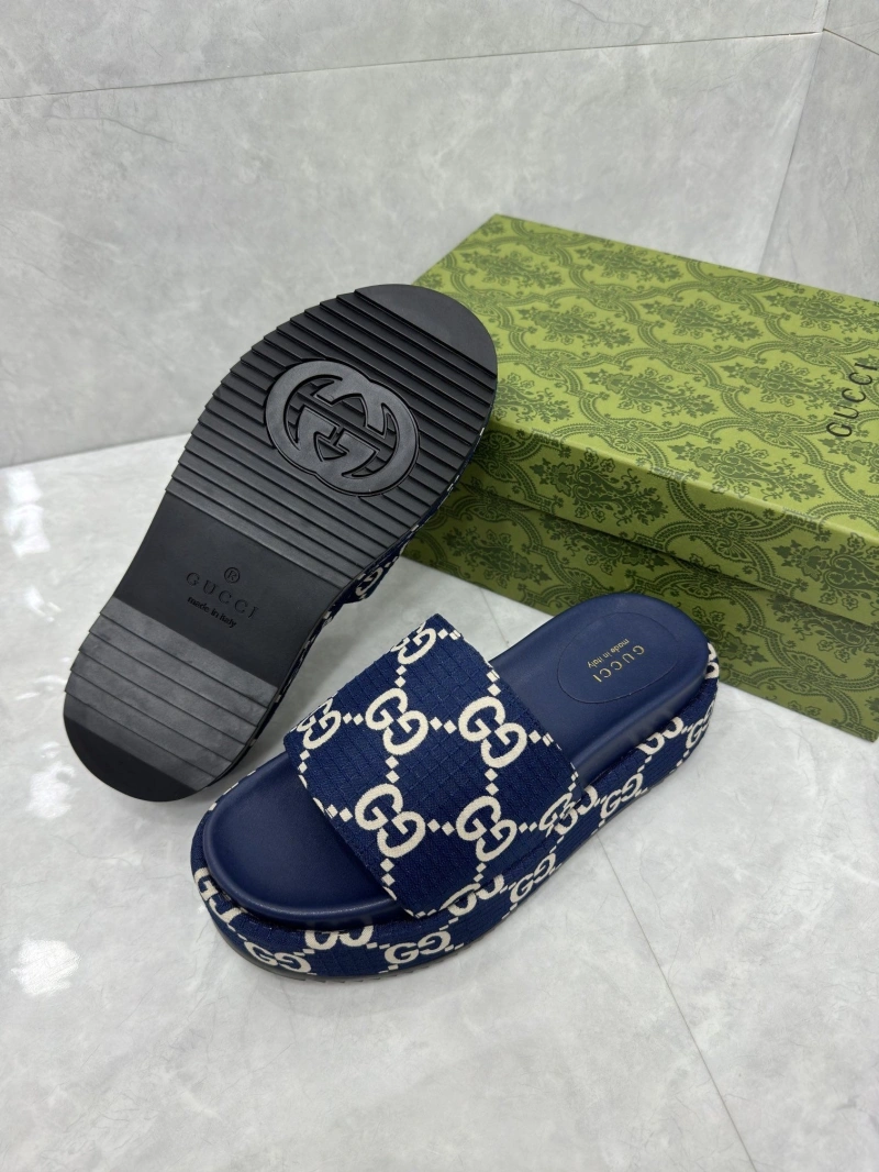 Gxccx Slippers Timeless 164161