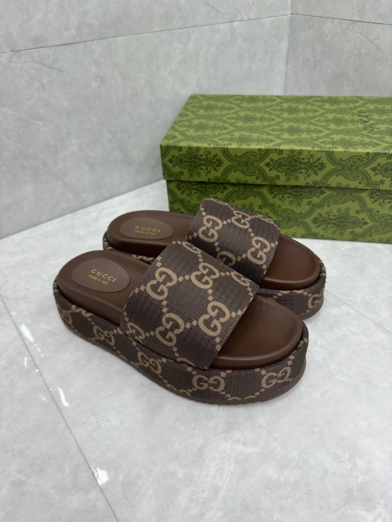 Gxccx Slippers UrbanStyle 164167