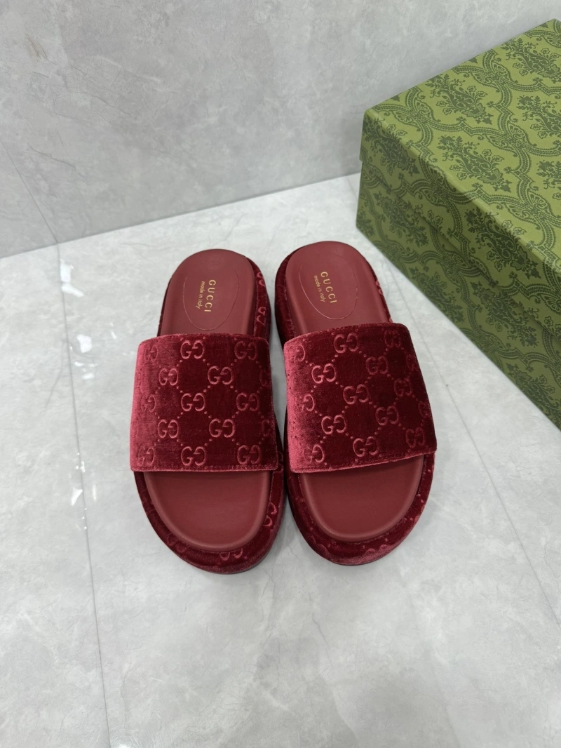 Gxccx Slippers Resilient 164159