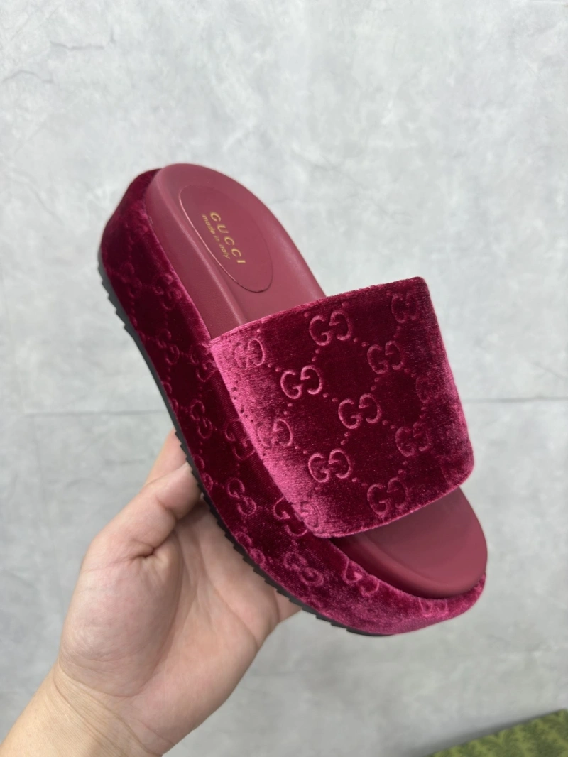 Gxccx Slippers Resilient 164159