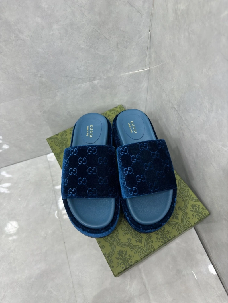 Cozy Gxccx Slippers 164162