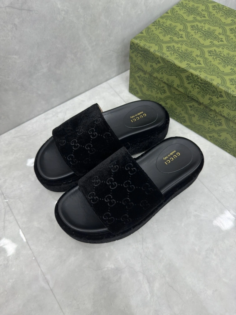 Gxccx Slippers Sleek 164158