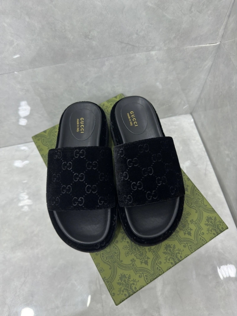 Gxccx Slippers Sleek 164158
