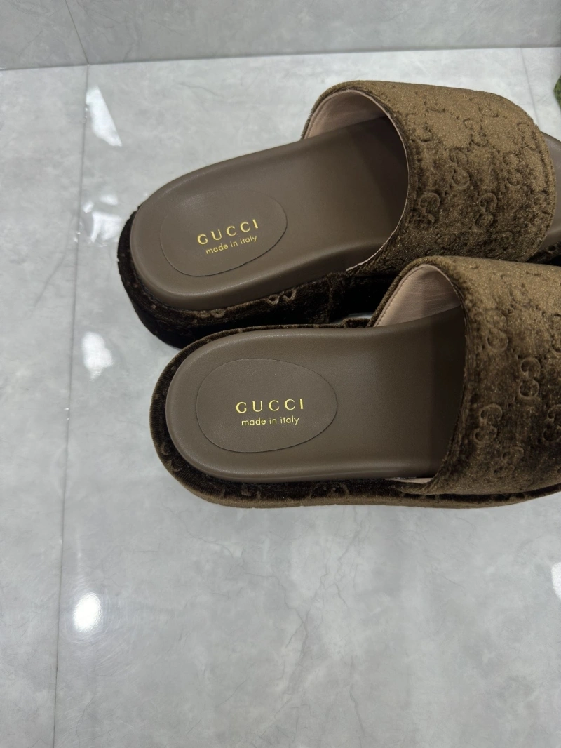 Gxccx Slippers Bold 164157