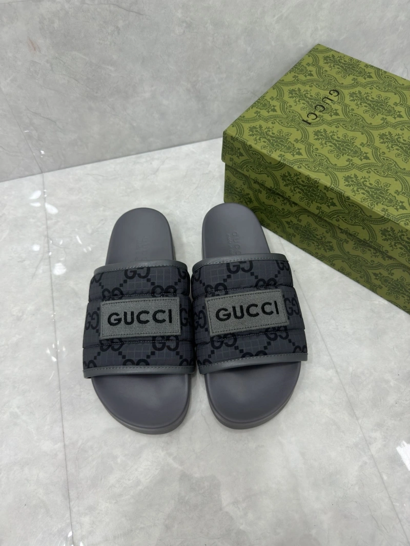 Affordable Gxccx Slippers 164152