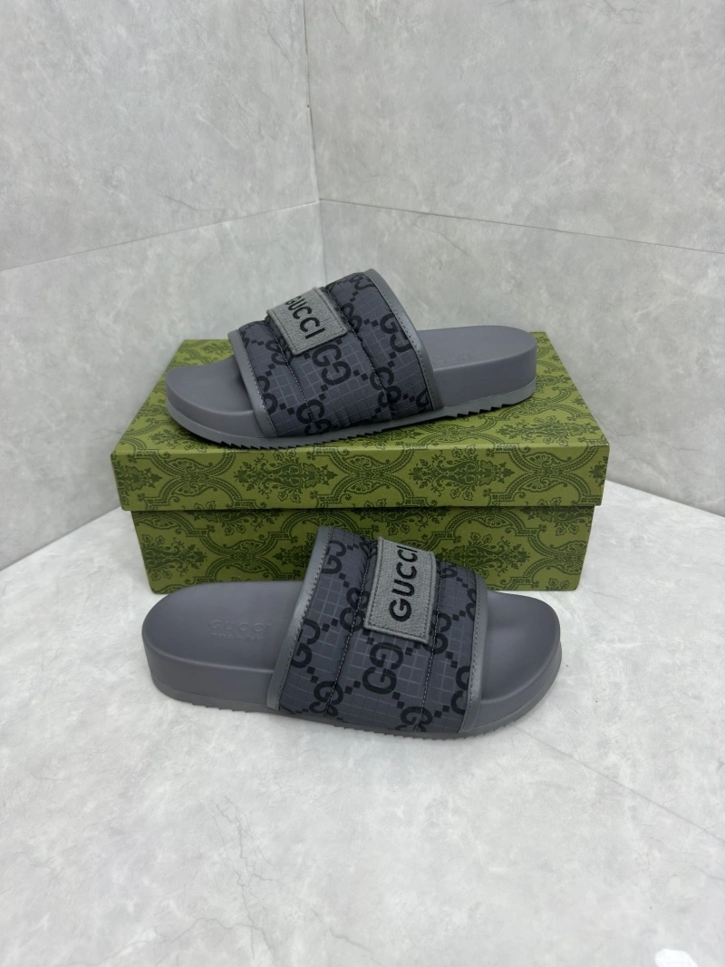 Affordable Gxccx Slippers 164152