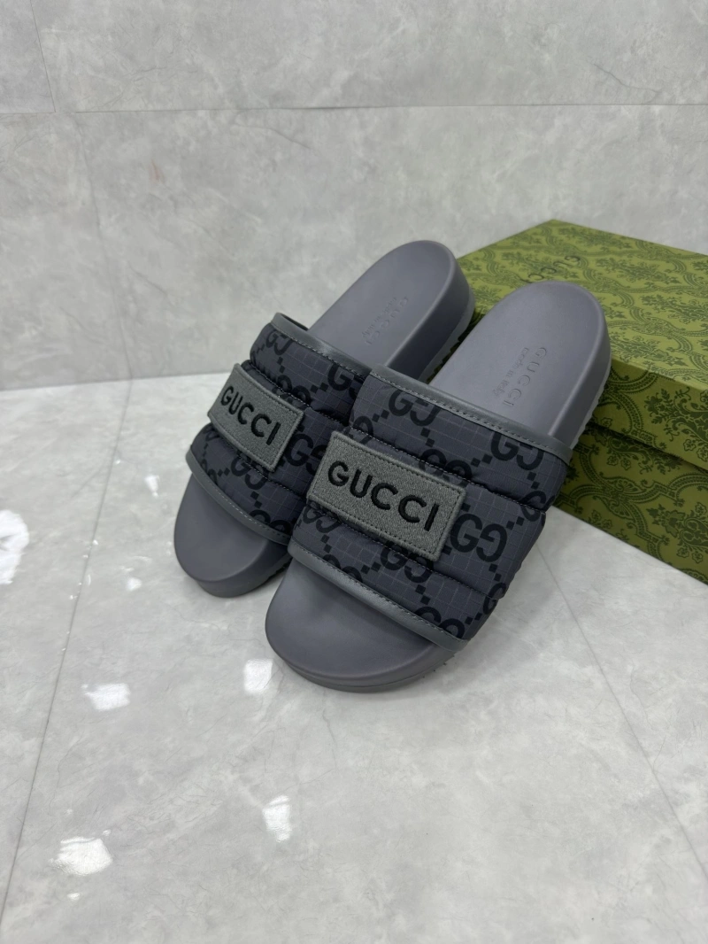 Affordable Gxccx Slippers 164152