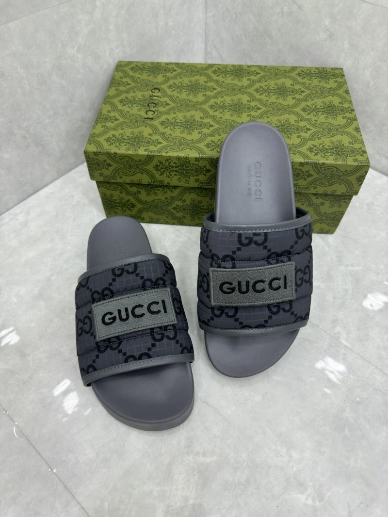 Affordable Gxccx Slippers 164152