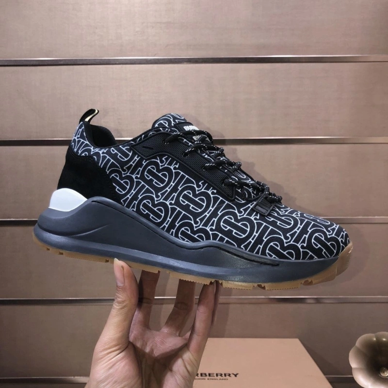 HighQuality Bxrbxrry Sneakers 115394