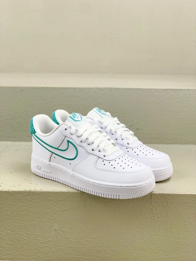 Refined Nxkx Sneakers 199682