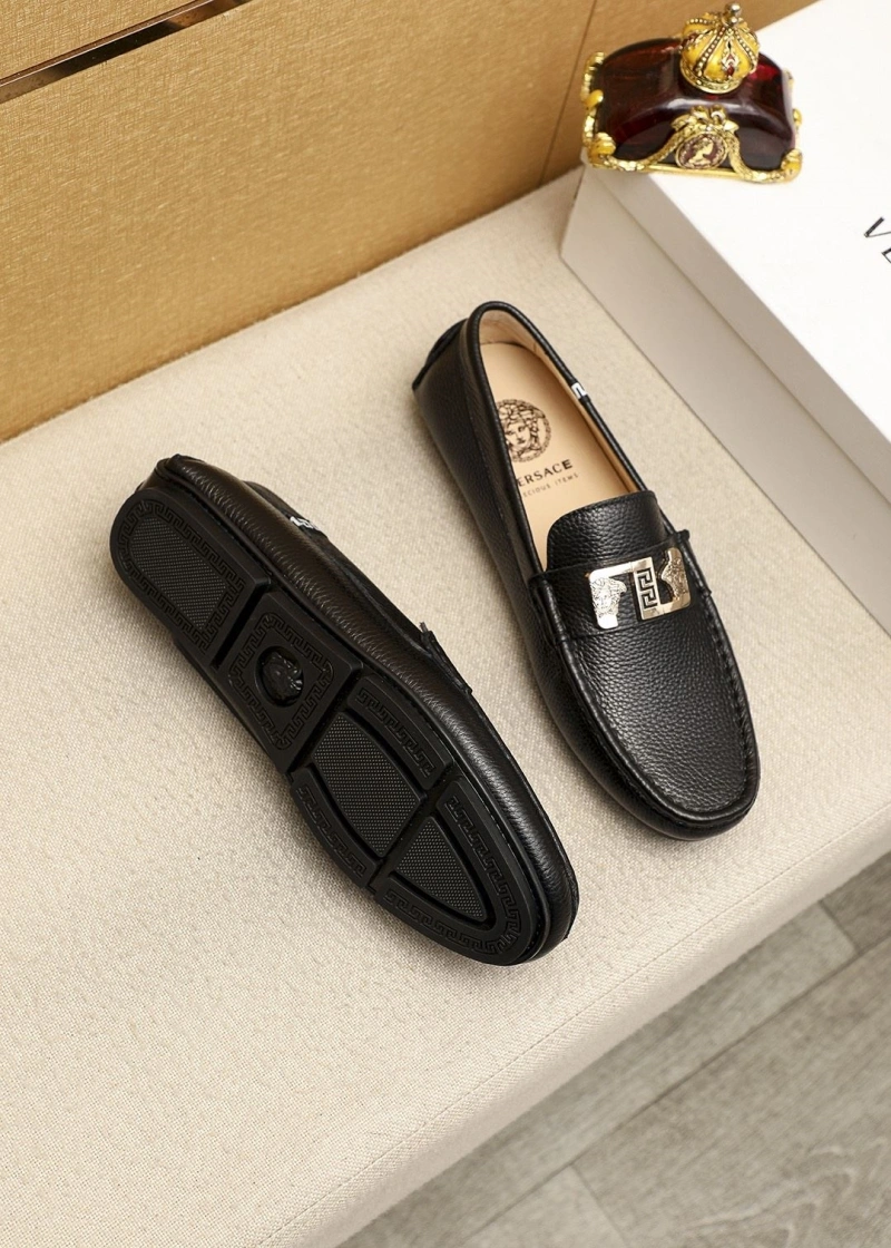 HighQuality Gxvxnchy Leather Shoes 154435