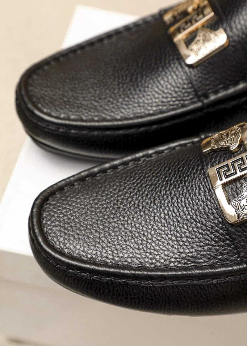 HighQuality Gxvxnchy Leather Shoes 154435