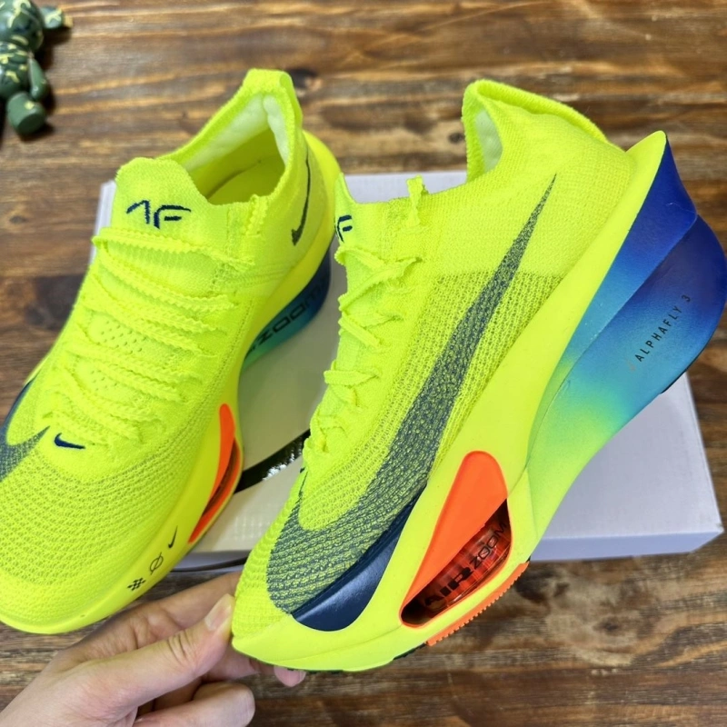 Bright Nxkx Sneakers 199662
